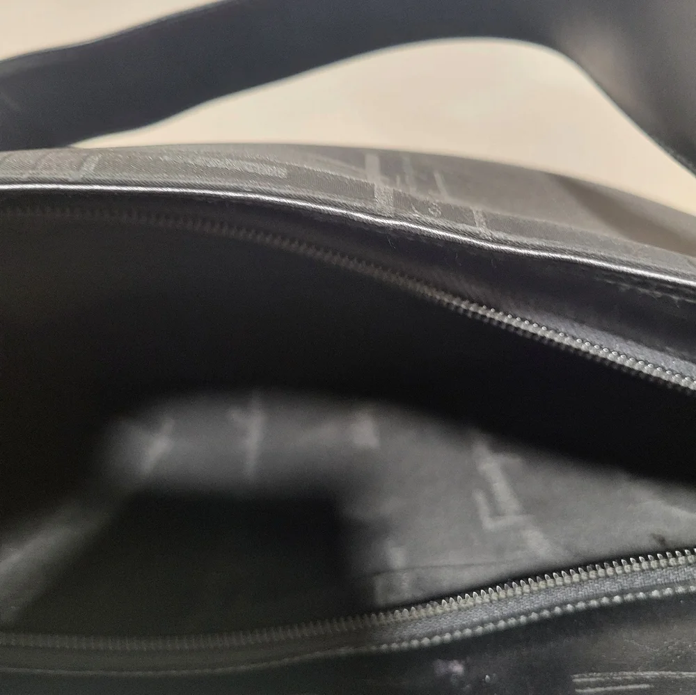 Like New condition Ferragamo Shoulder Bag Black Nylon
